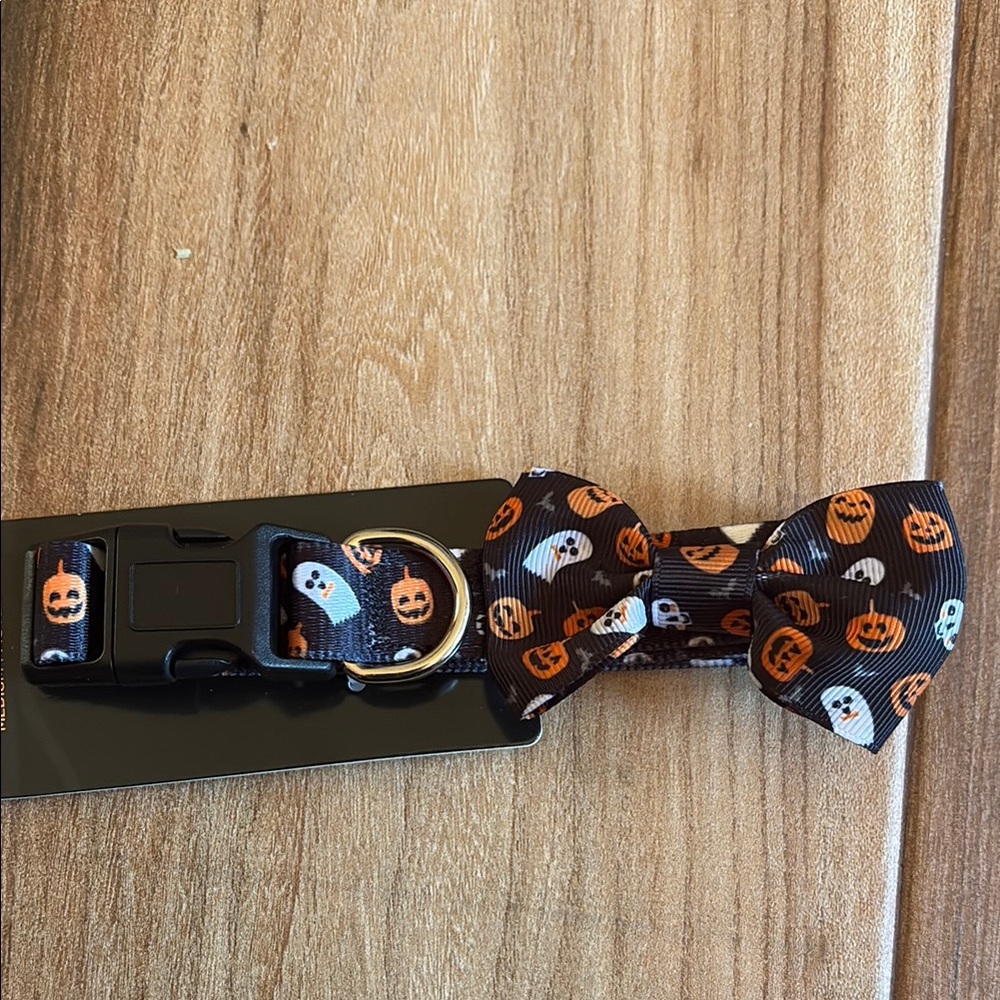 🤍Party Dog Halloween Collar with Bow Tie - Picture 4 of 8